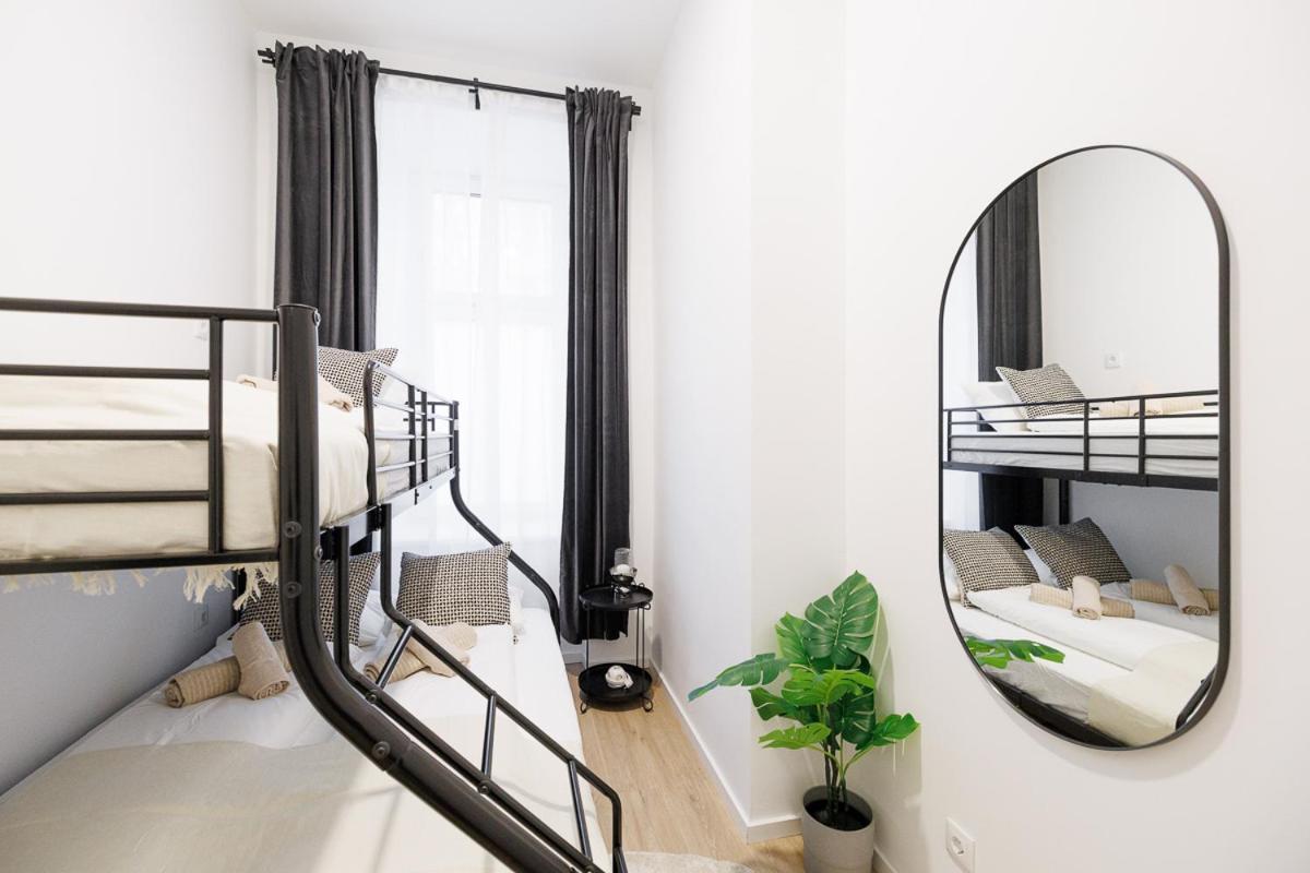 Central City Style Rooms By Home2 Vienna Exterior photo