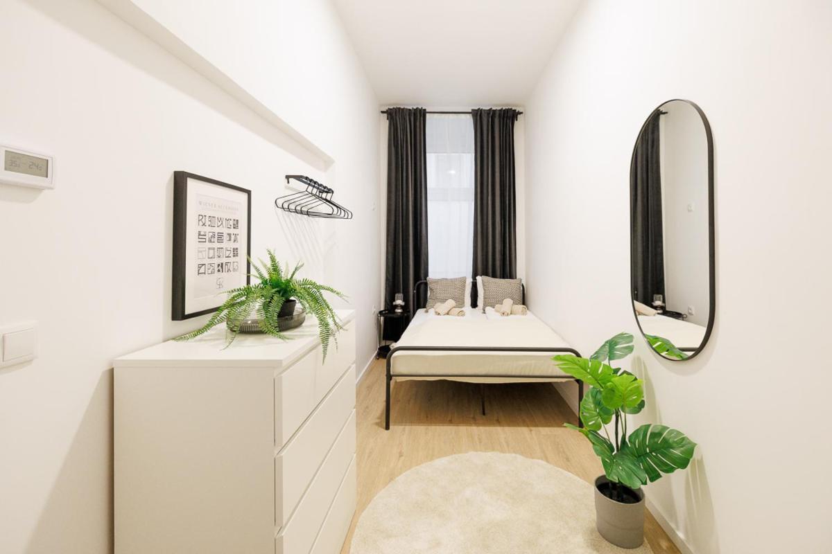 Central City Style Rooms By Home2 Vienna Exterior photo