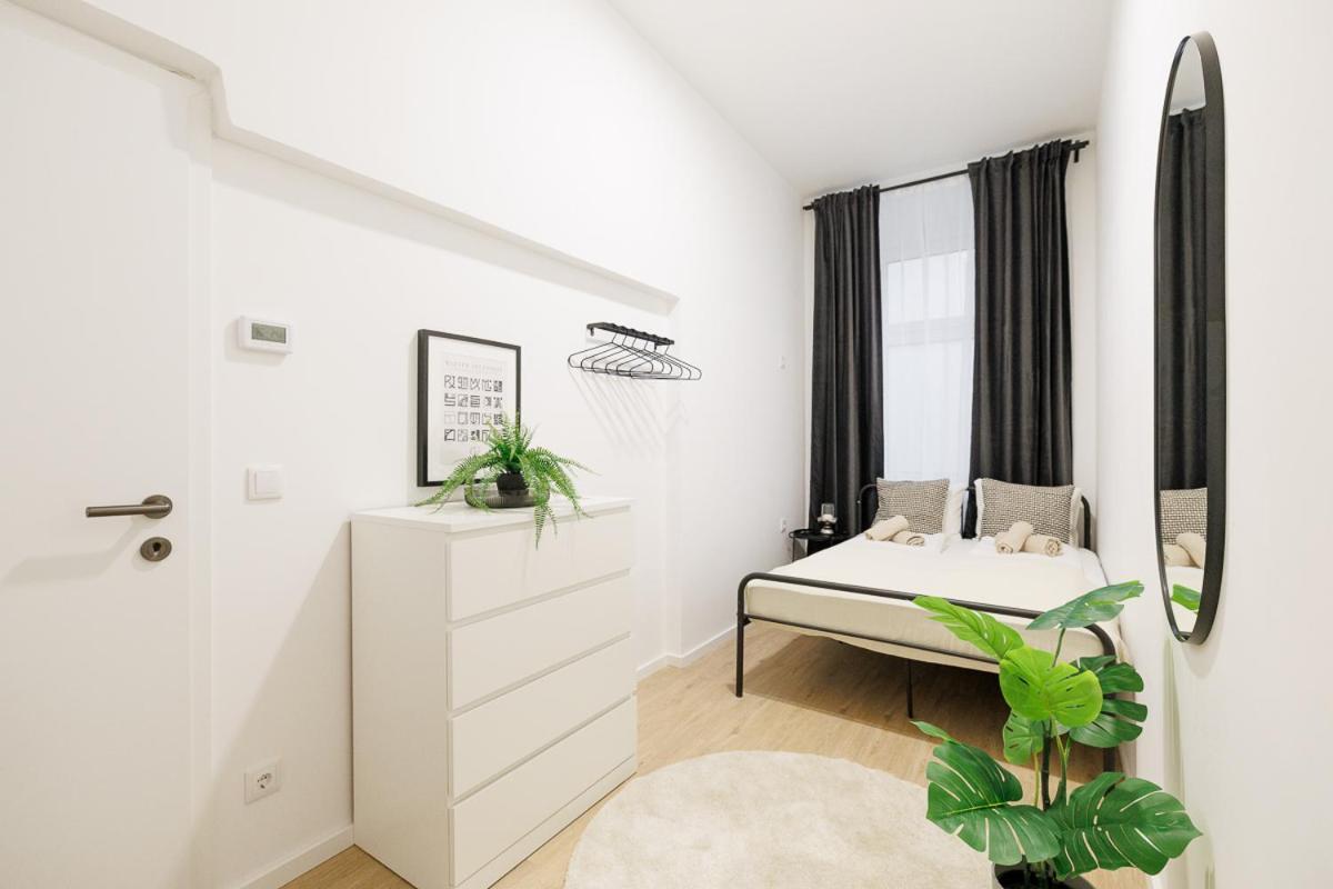 Central City Style Rooms By Home2 Vienna Exterior photo